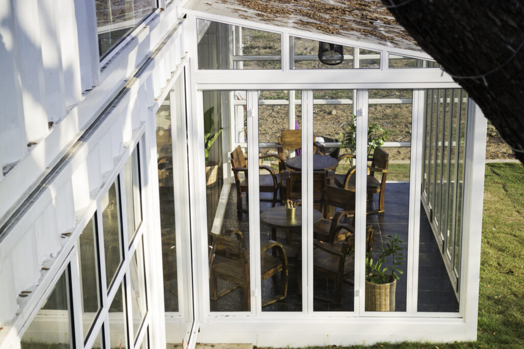 Ventana de seguridad fabricada con vidrio laminado